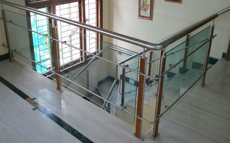 ss-railings-with-glass
