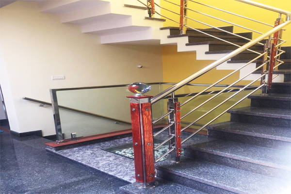 staircase-handrail-manufacturers